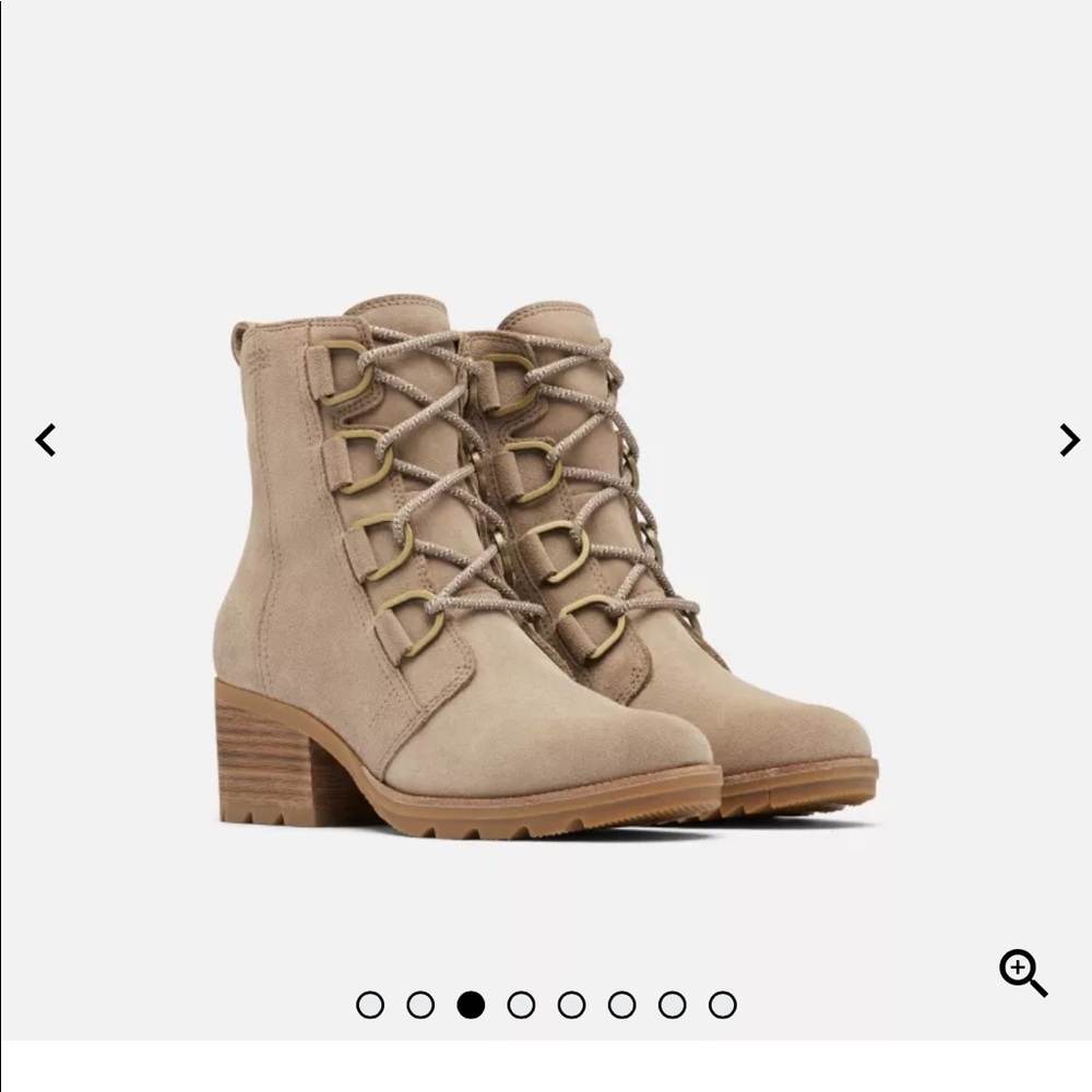 Brand new never worn sorrell lace boots